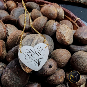 Collier coeur, arbre de vie en ivoire végétal et acier inoxydable