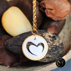 collier, cœur, asymétrique, bijoux, Réunion, acier inoxydable, ivoire végétal