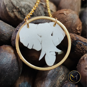Collier éléphant en ivoire végétal et acier inoxydable