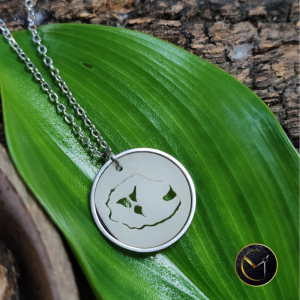 Collier Réunion, Salazie, Cilaos, Mafate, volcan la Fournaise, ivoire végétal, acier inoxydable