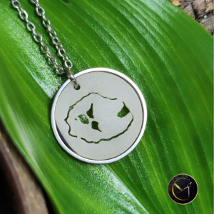 Collier Réunion, Salazie, Cilaos, Mafate, volcan la Fournaise, ivoire végétal, acier inoxydable