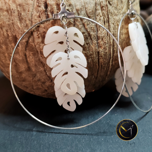 Boucles d'oreilles créoles monstéras ivoire végétal et acier inoxydable